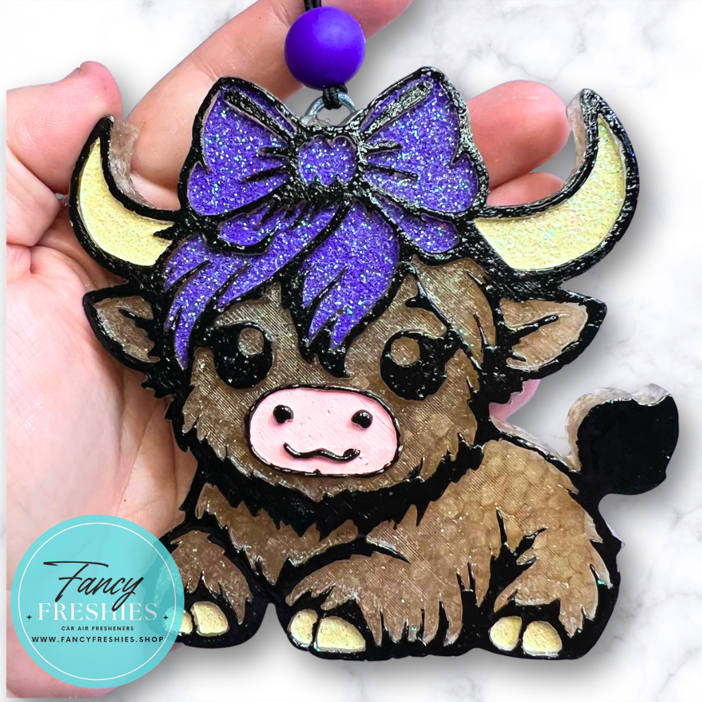 Highland Cow with Bow Freshie