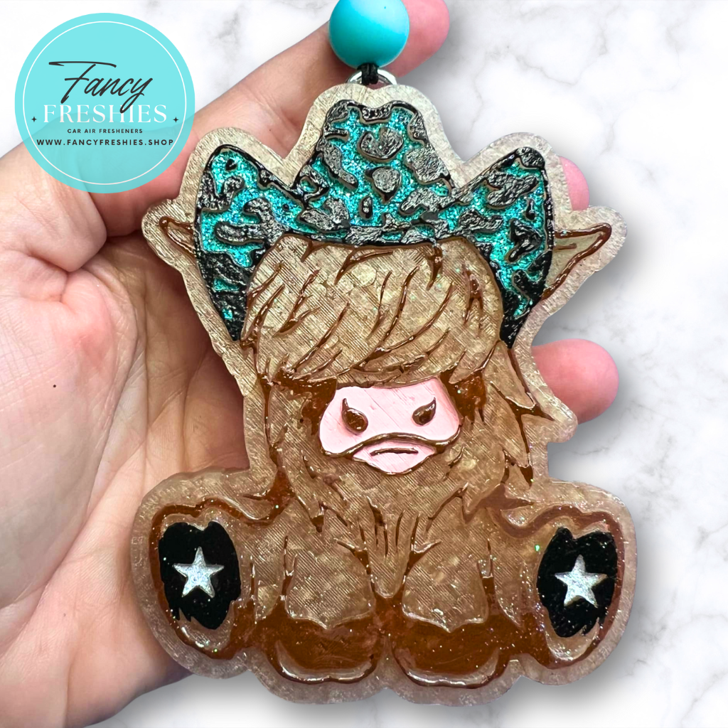 Highland Cow with Cowboy Hat Freshie