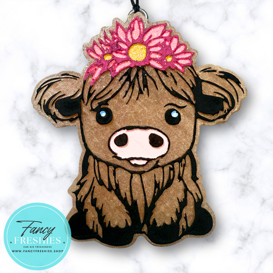 Highland Cow with Flowers Freshie