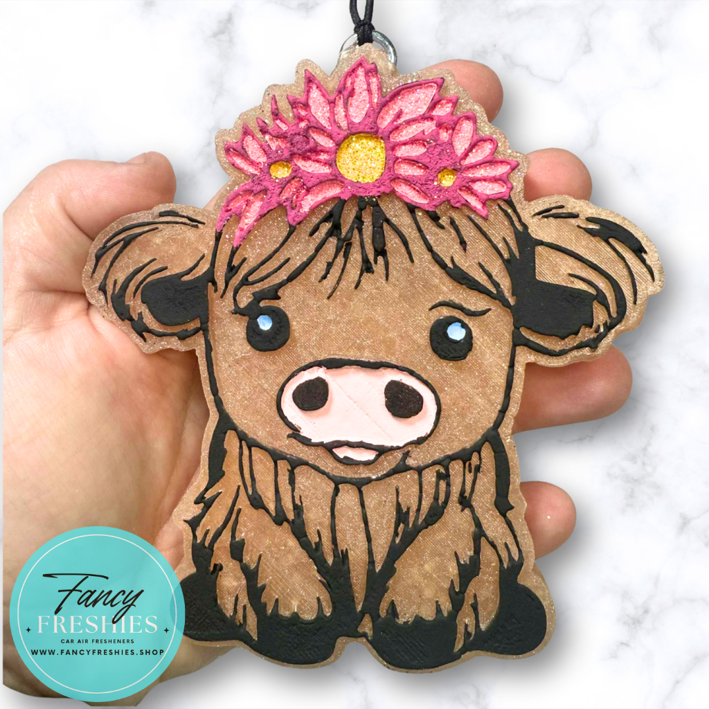 Highland Cow with Flowers Freshie
