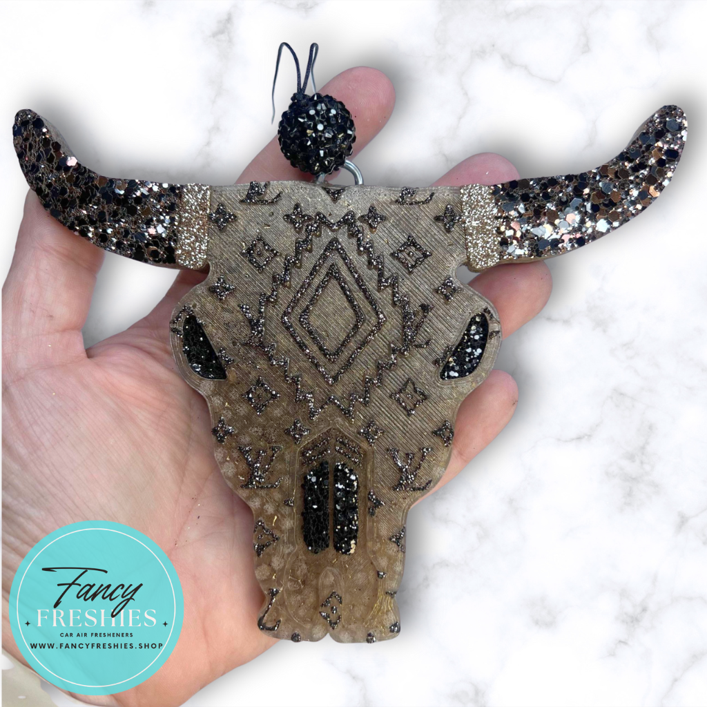 Bull Skull ELLVEE Freshie