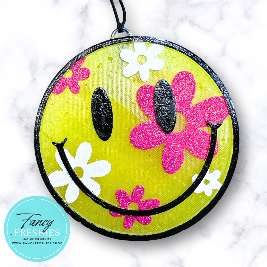 Smiley Round With Flowers Freshie